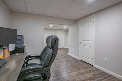 16 Sarah Drive Merrimack NH 03054