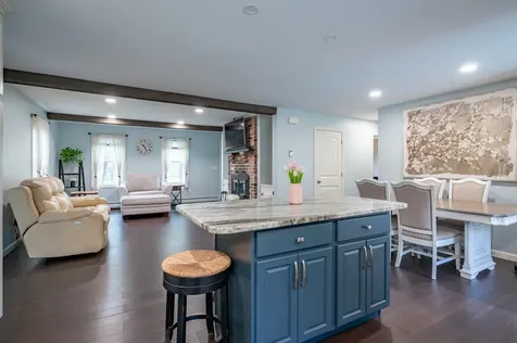 16 Sarah Drive Merrimack NH 03054