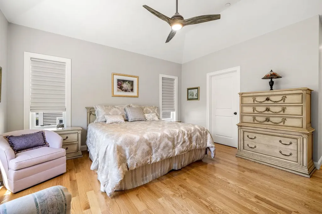 7 Catalpa Road Salem NH 03079