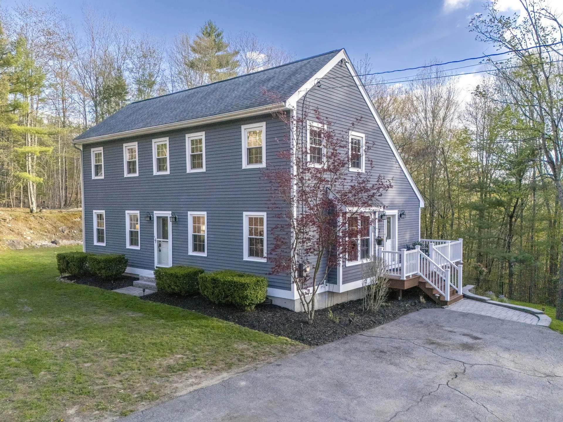 8 Greenwood Road Weare NH 03281