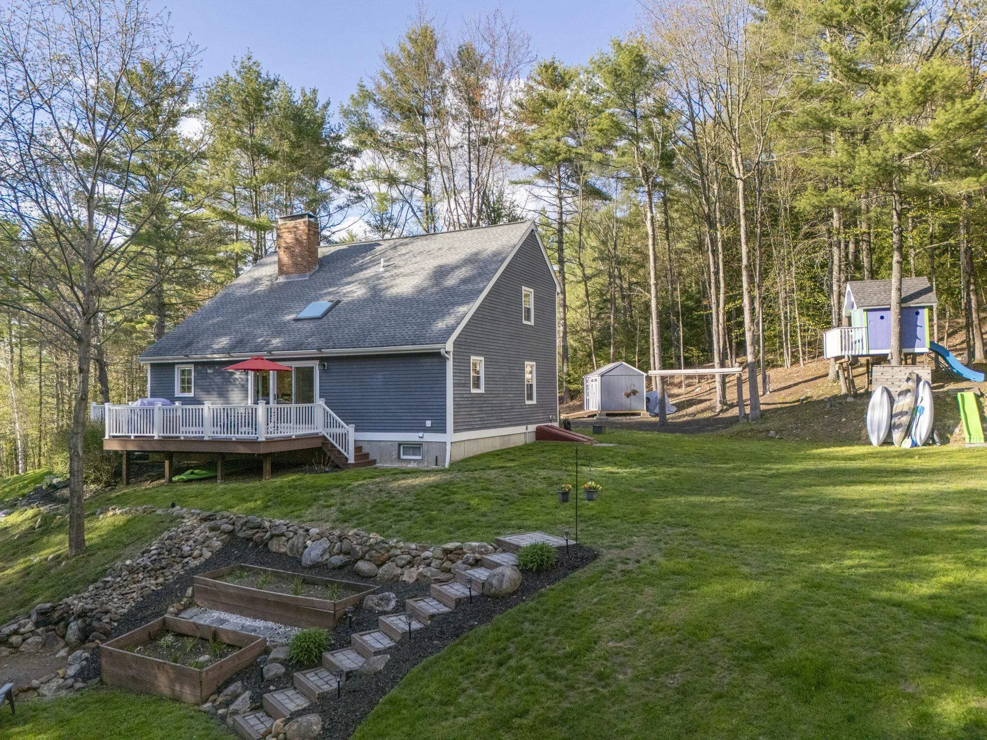 8 Greenwood Road Weare NH 03281