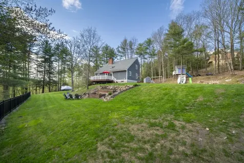 8 Greenwood Road Weare NH 03281