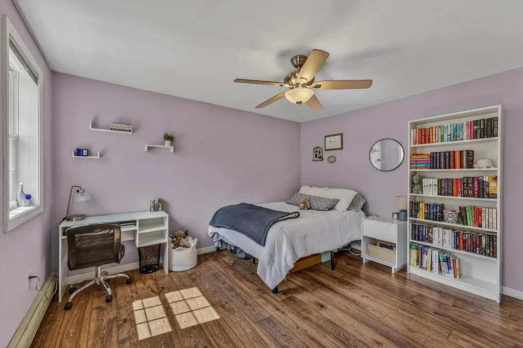137 Sargent Road Holderness NH 03245