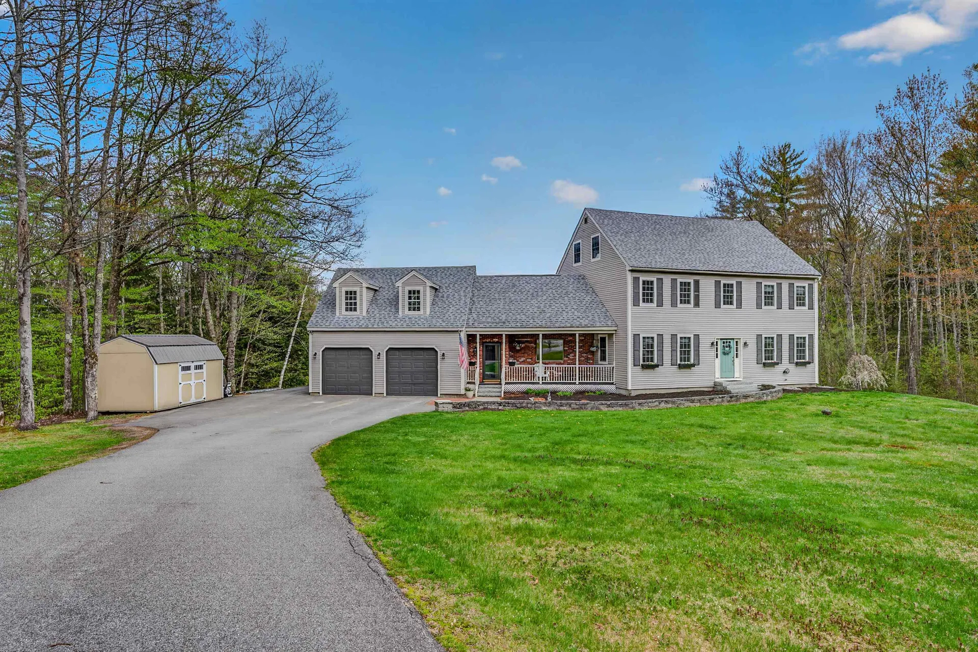 137 Sargent Road Holderness NH 03245