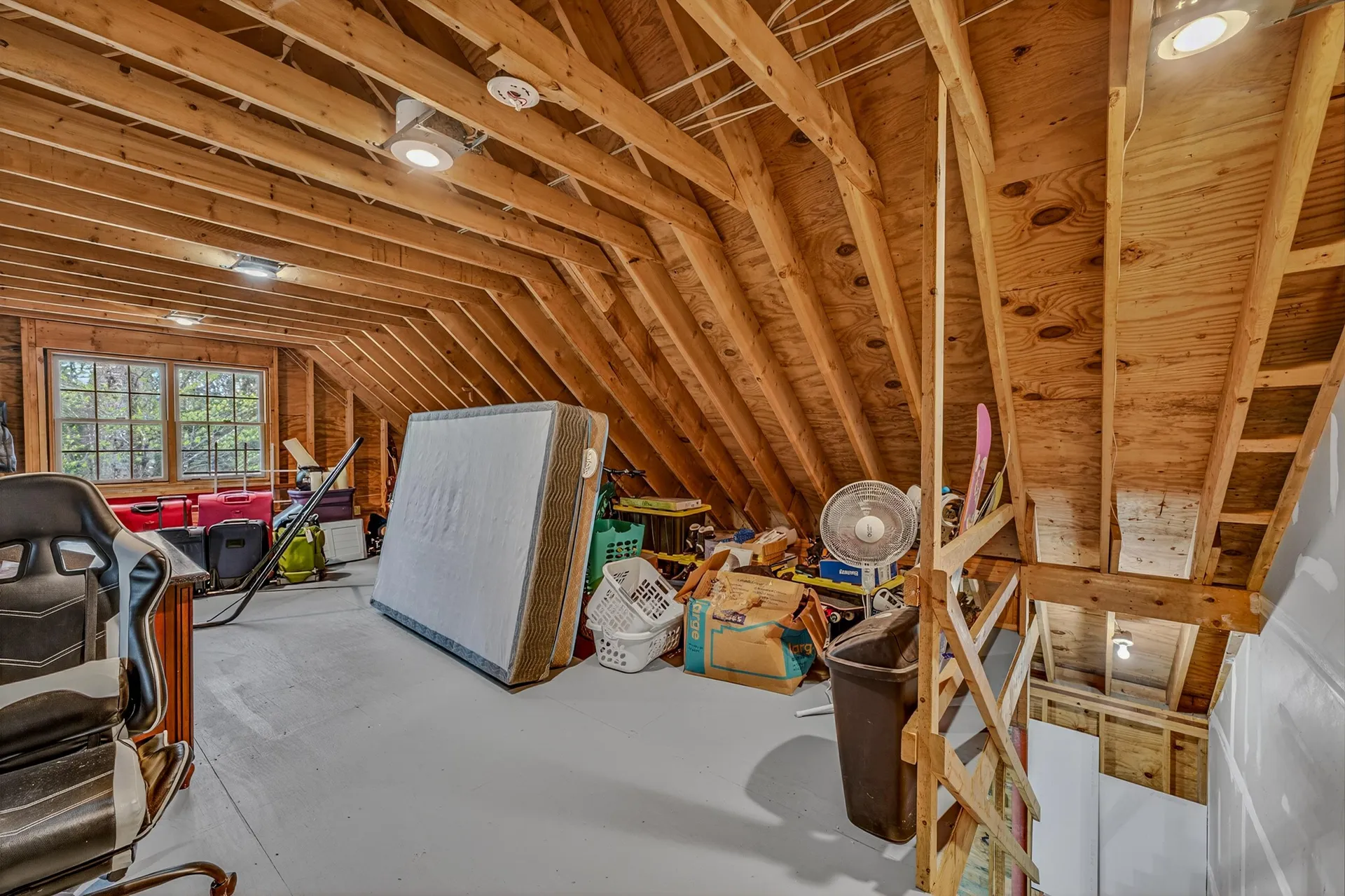 137 Sargent Road Holderness NH 03245