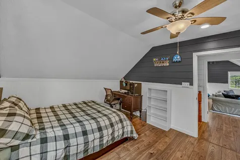 137 Sargent Road Holderness NH 03245