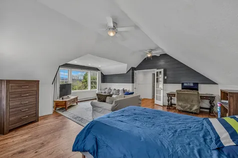 137 Sargent Road Holderness NH 03245