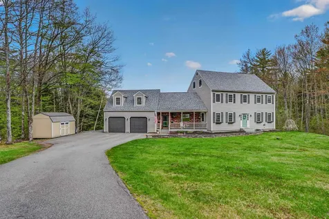 137 Sargent Road Holderness NH 03245