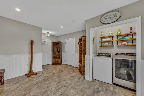 137 Sargent Road Holderness NH 03245