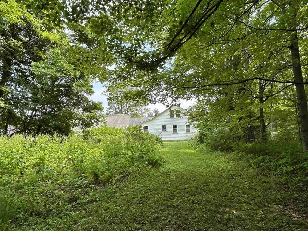 6036 Jacksonville Stage Road Halifax VT 05358