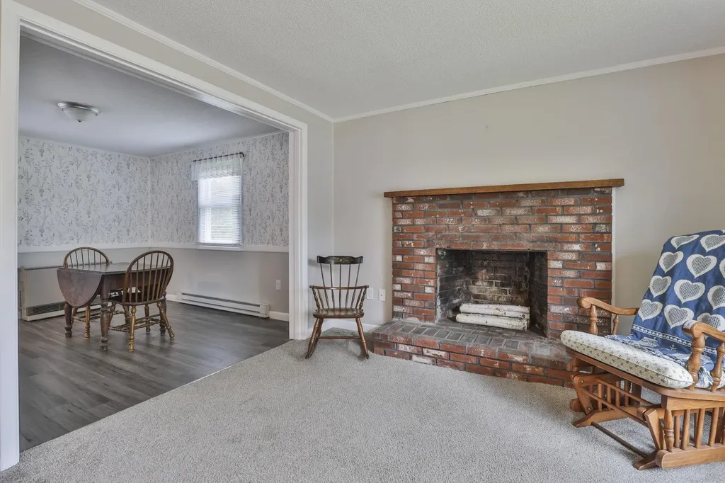 59 Crosby Street Milford NH 03055