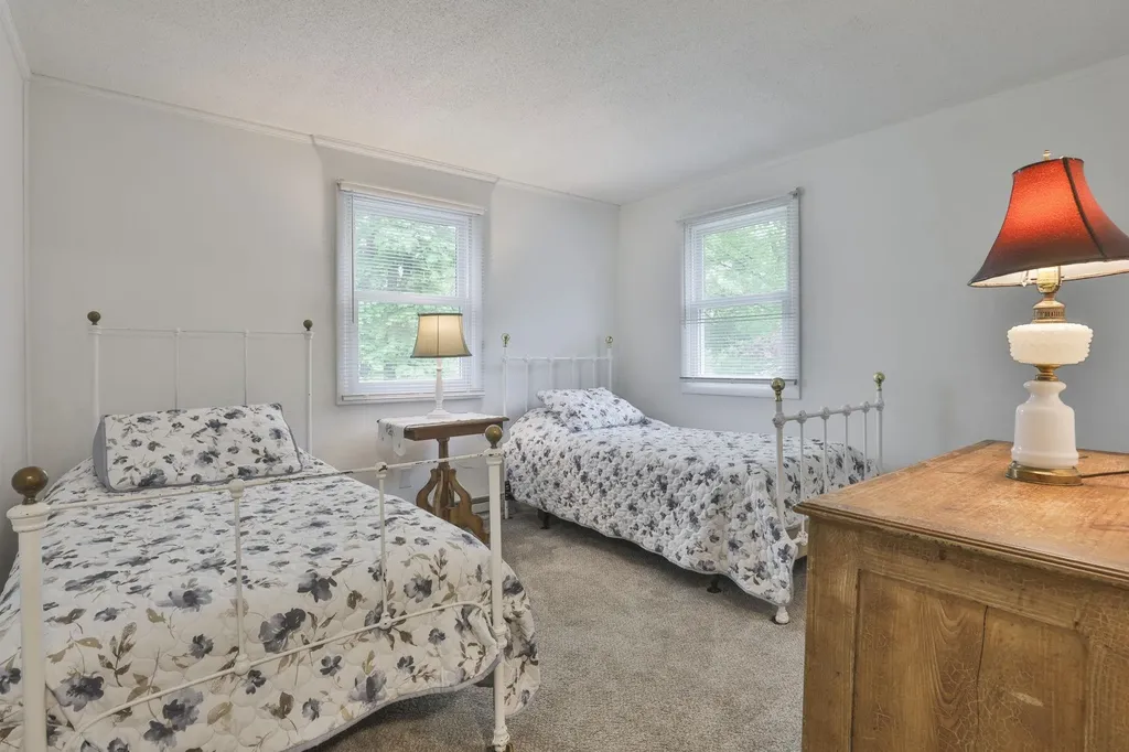 59 Crosby Street Milford NH 03055