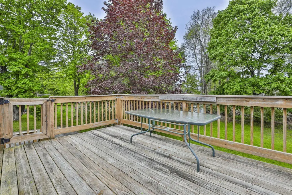 59 Crosby Street Milford NH 03055