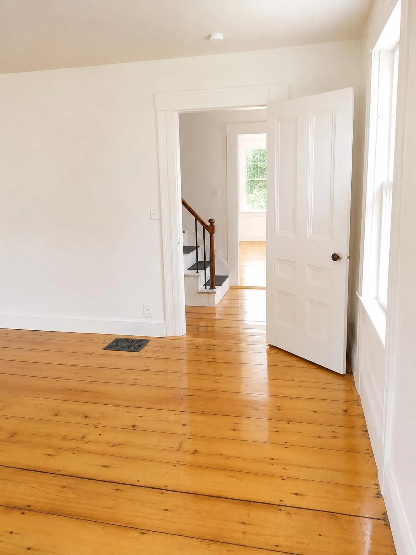 15 Daniels W Road Albany VT 05845
