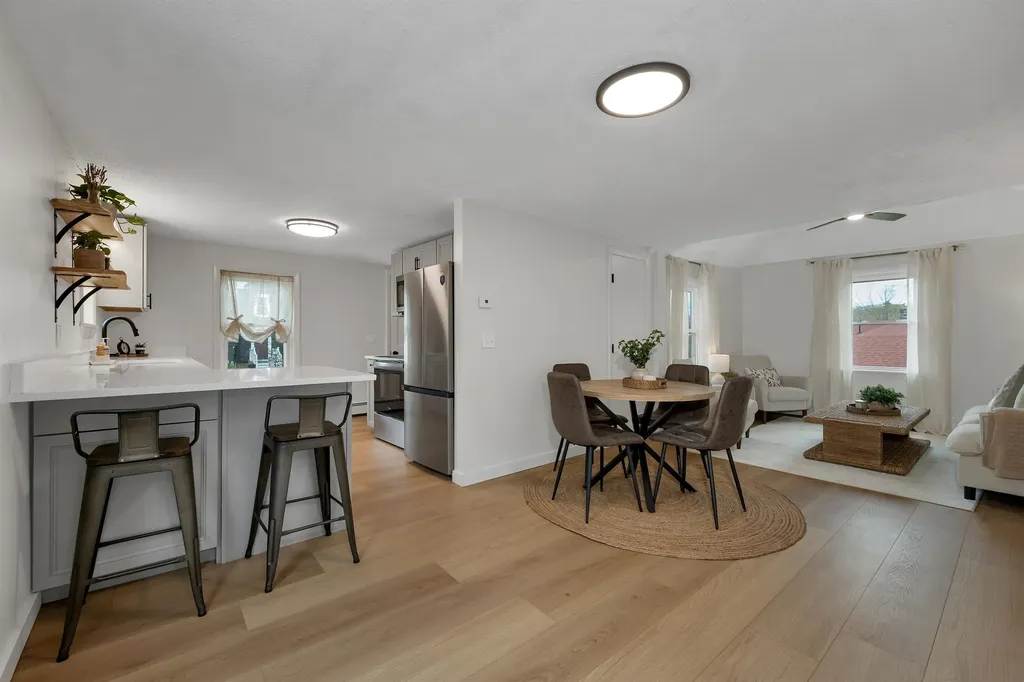 9 Elm Street Milton NH 03851