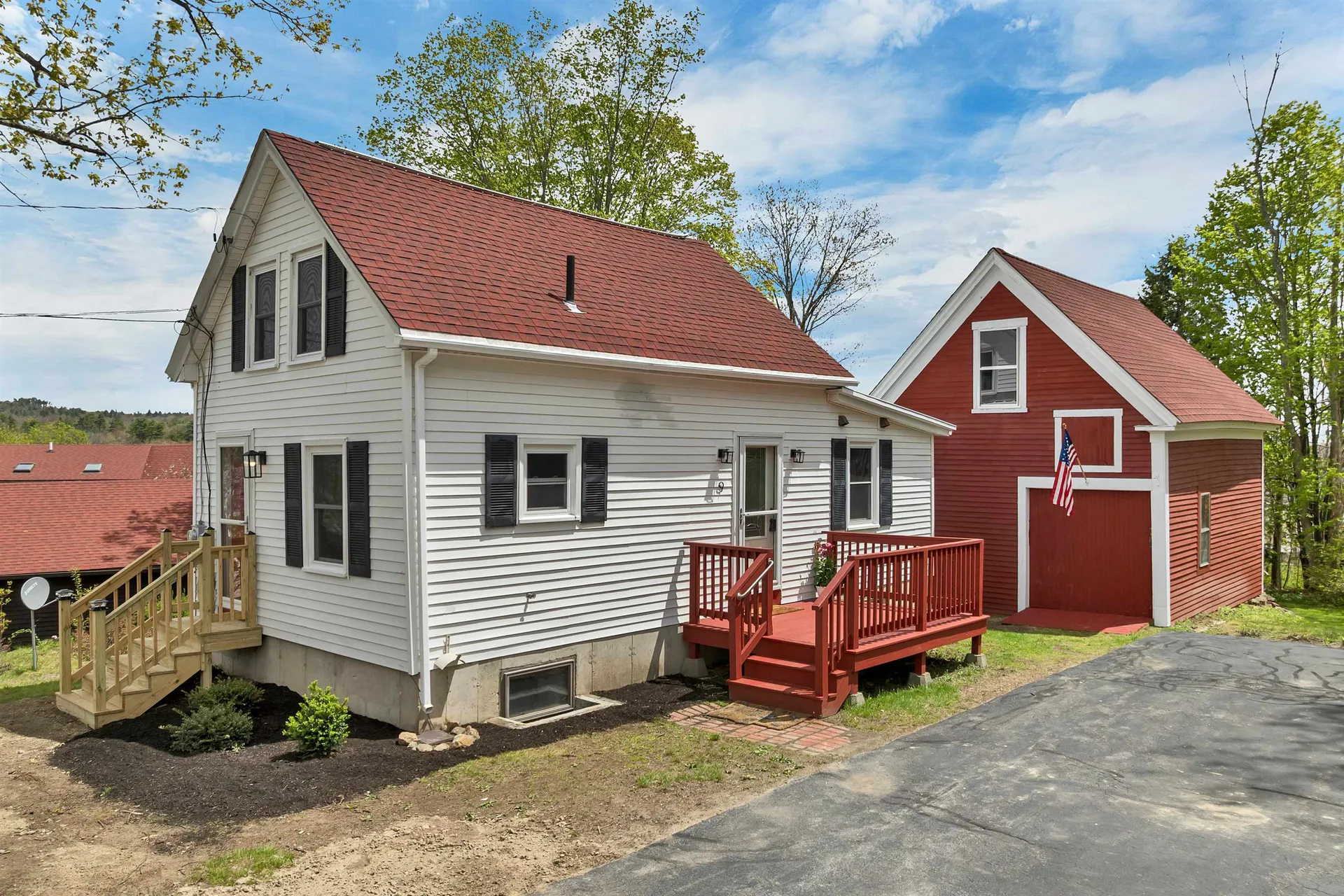 9 Elm Street Milton NH 03851