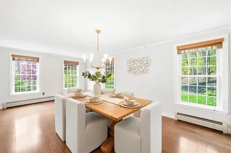 33 Brook Road Amherst NH 03031