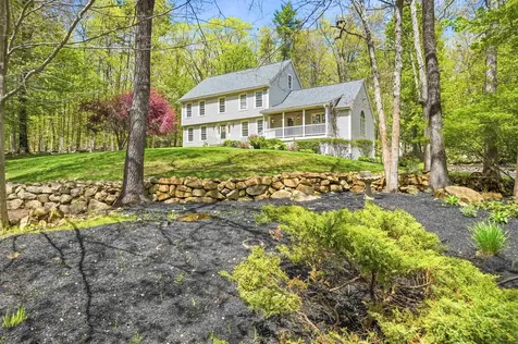 33 Brook Road Amherst NH 03031