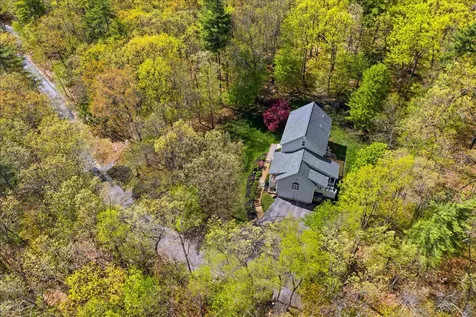 33 Brook Road Amherst NH 03031