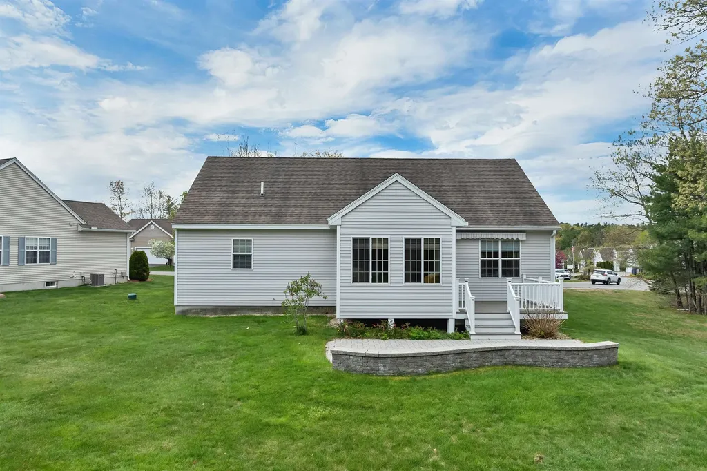 20 Brookview Road Windham NH 03087