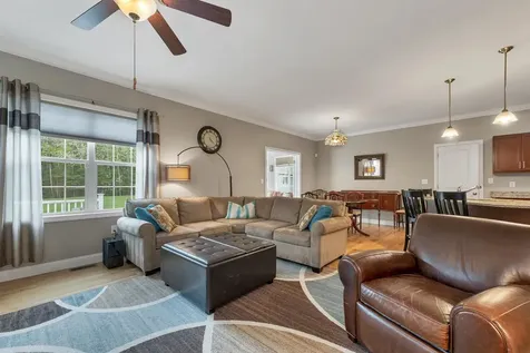 20 Brookview Road Windham NH 03087