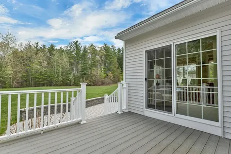 20 Brookview Road Windham NH 03087