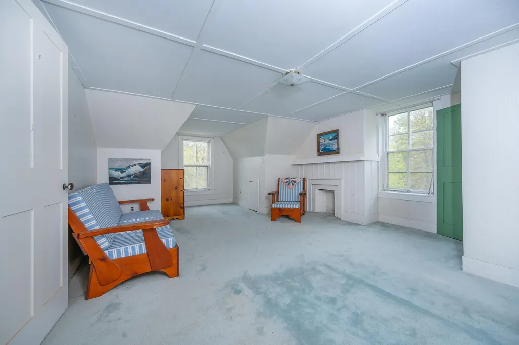 187 Bragg Hill Road Fairlee VT 05045