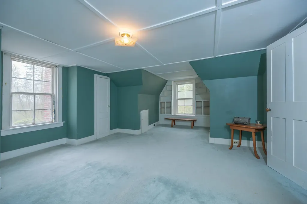 187 Bragg Hill Road Fairlee VT 05045