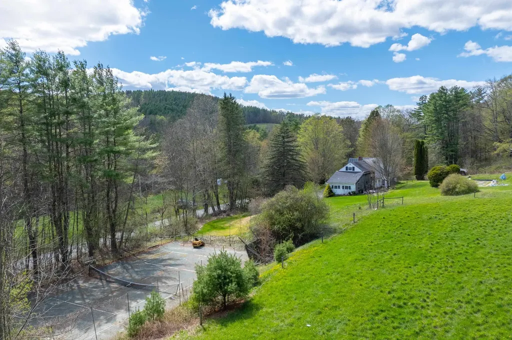 187 Bragg Hill Road Fairlee VT 05045
