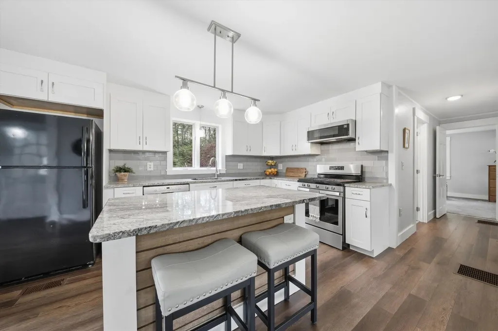 53 Cote Drive Epping NH 03042