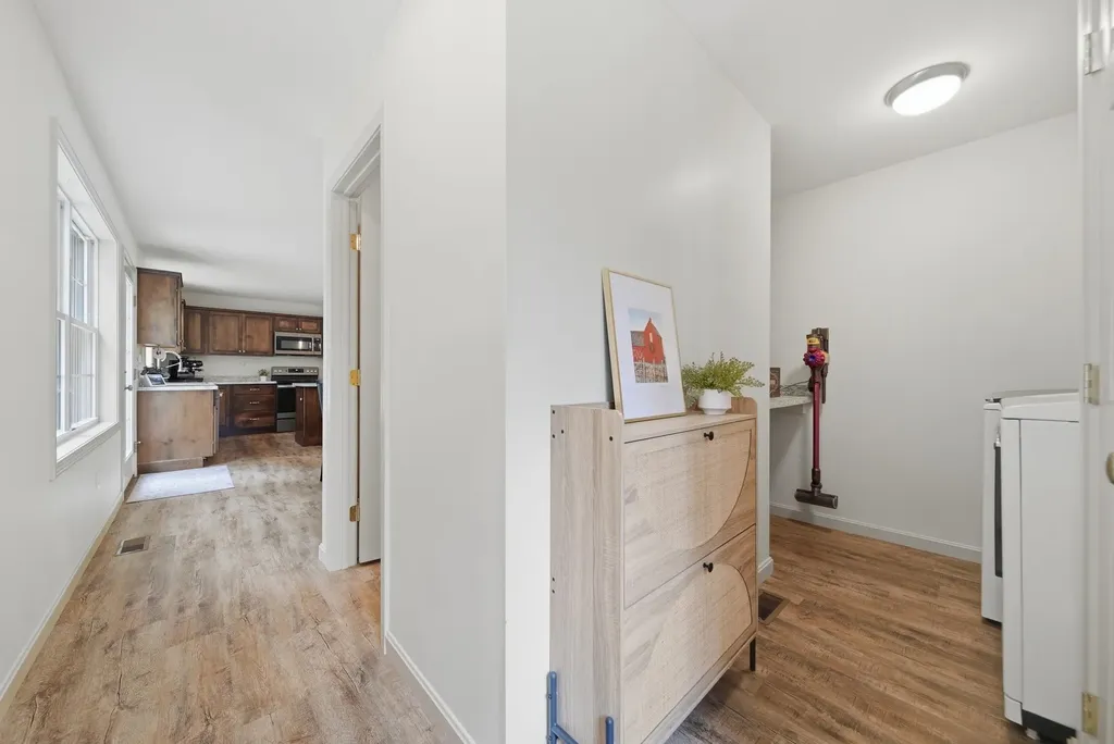 10 Colburn Road New Boston NH 03070