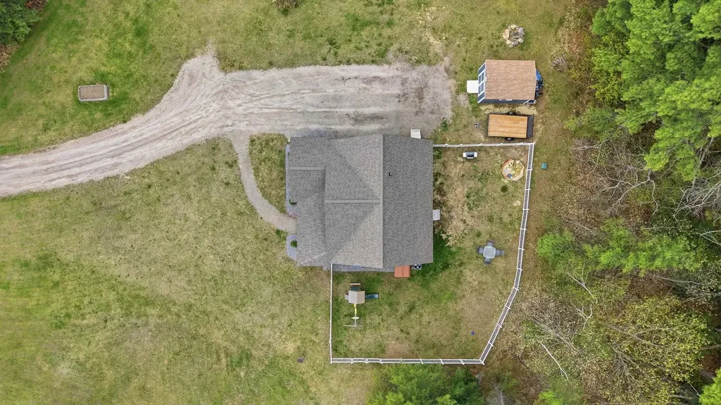 10 Colburn Road New Boston NH 03070