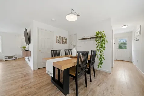 10 Colburn Road New Boston NH 03070