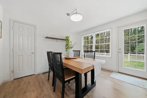 10 Colburn Road New Boston NH 03070