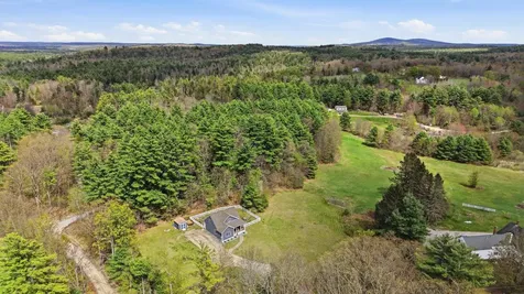 10 Colburn Road New Boston NH 03070