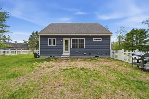 10 Colburn Road New Boston NH 03070