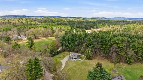 10 Colburn Road New Boston NH 03070