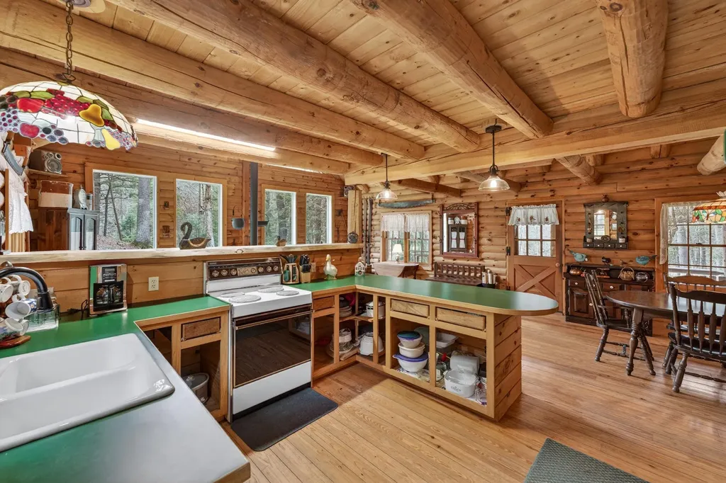 99 Wetherbee Road Lyman NH 03585