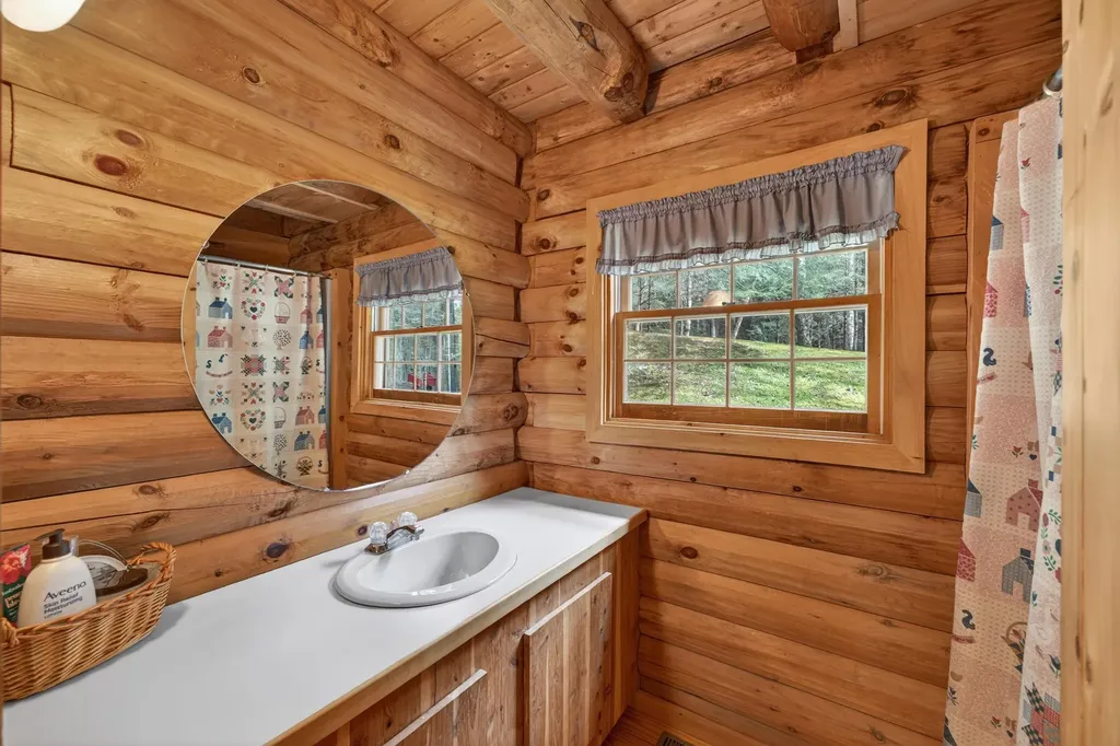99 Wetherbee Road Lyman NH 03585