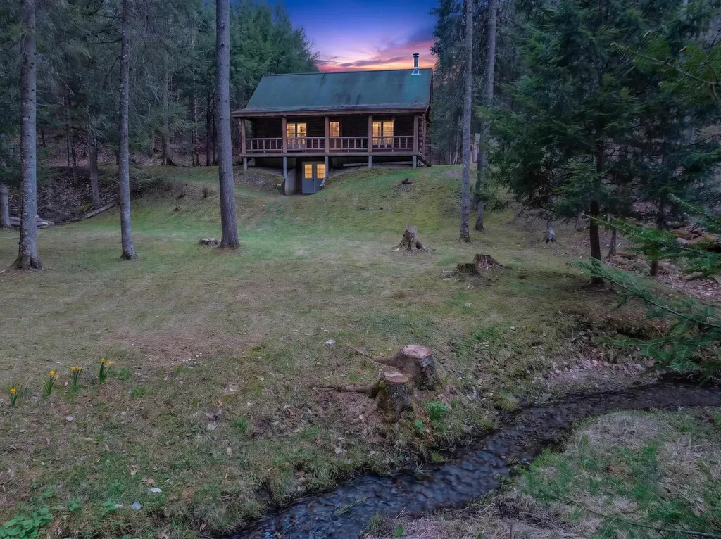 99 Wetherbee Road Lyman NH 03585