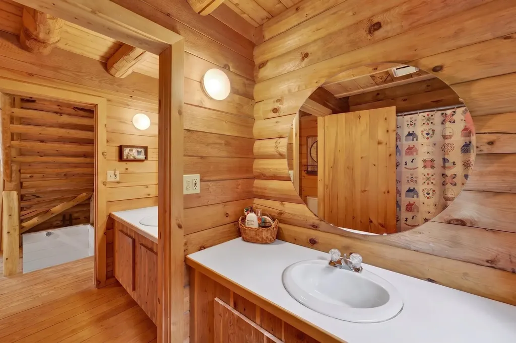 99 Wetherbee Road Lyman NH 03585