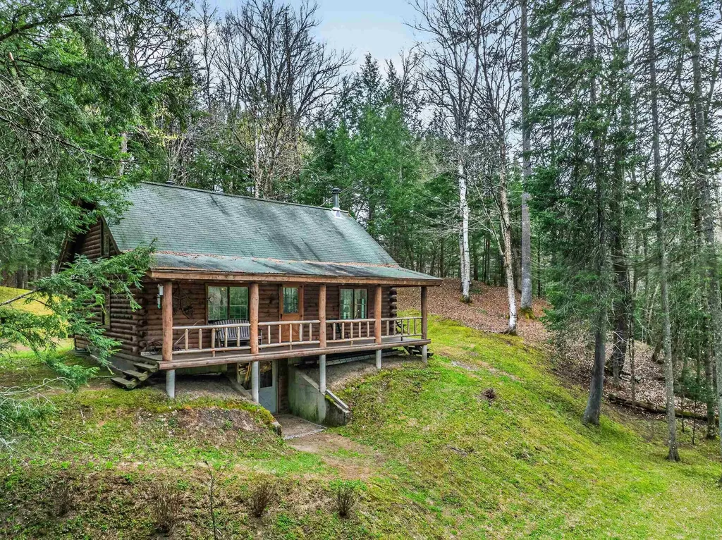 99 Wetherbee Road Lyman NH 03585