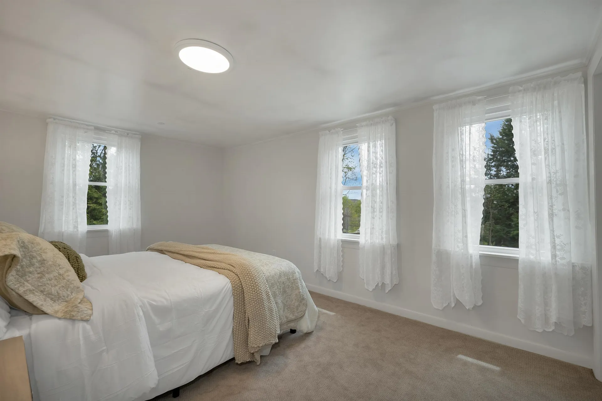 9 Elm Street Milton NH 03851