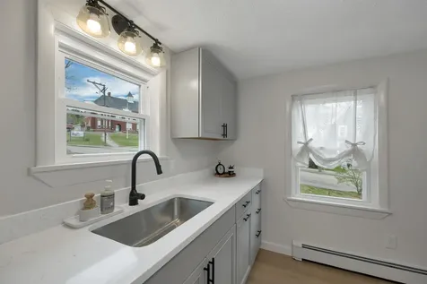 9 Elm Street Milton NH 03851