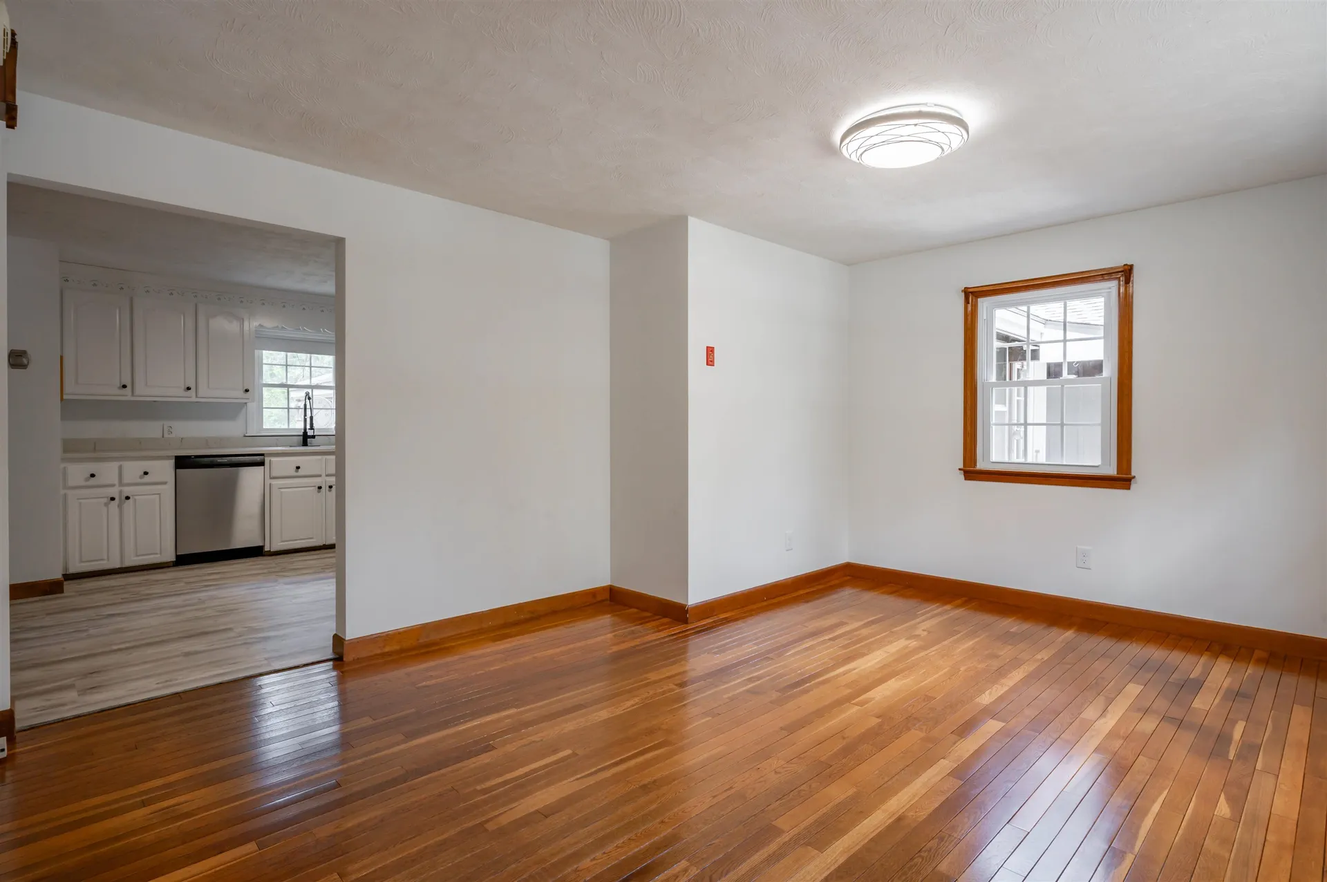 54 Towle Road Chester NH 03036