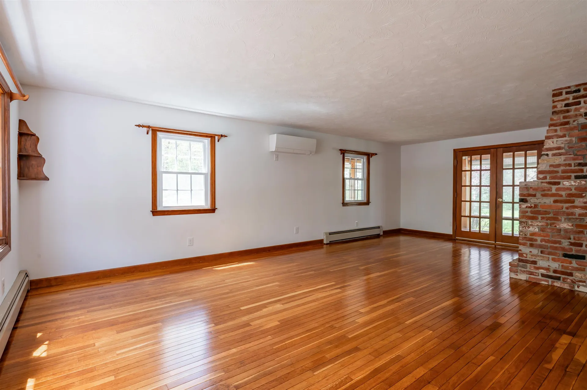 54 Towle Road Chester NH 03036