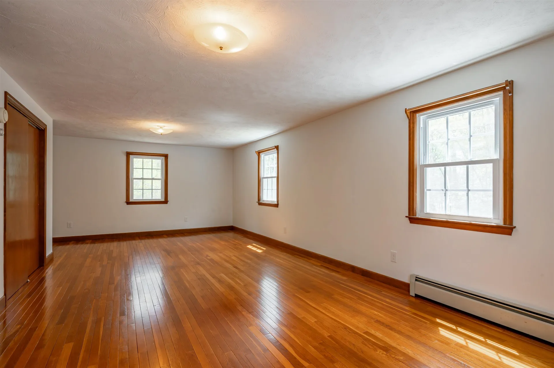54 Towle Road Chester NH 03036