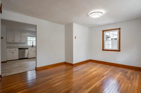 54 Towle Road Chester NH 03036