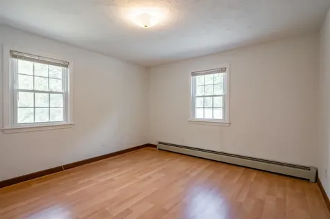 54 Towle Road Chester NH 03036