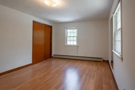 54 Towle Road Chester NH 03036